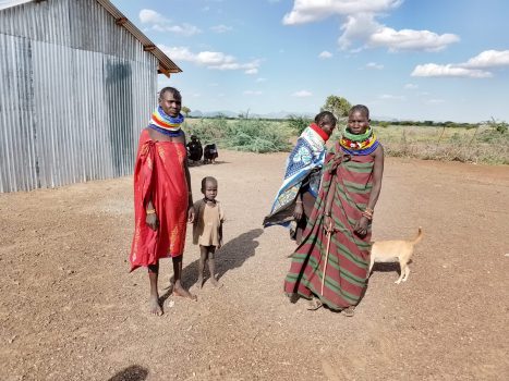 Gezeichnet von der Last des harten Lebens